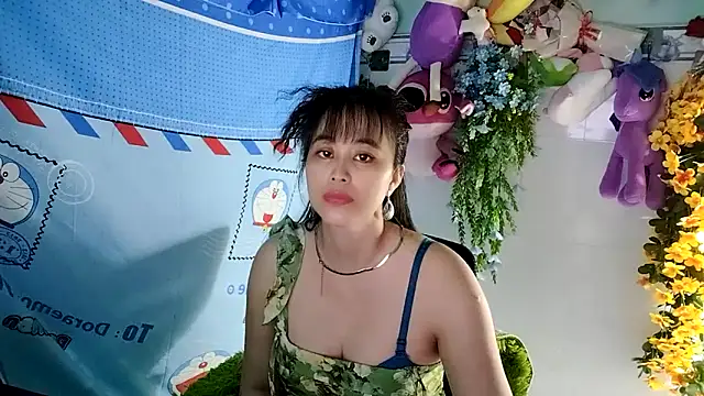 Snapshot of emgaixinhngoan chatting on November 20, 2025, 3:12 pm emgaixinhngoan online show from November 20, 2025, 3:12 pm