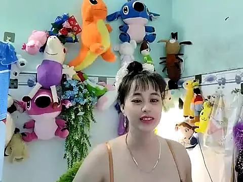 Snapshot of emgaixinhngoan chatting on November 25, 2025, 2:00 am emgaixinhngoan online show from November 25, 2025, 2:00 am