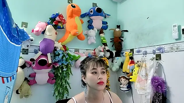 Snapshot of emgaixinhngoan chatting on November 26, 2025, 3:29 am emgaixinhngoan online show from November 26, 2025, 3:29 am