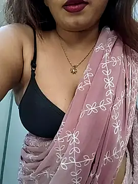 HOTT SHANAYA online show from November 16, 2025, 8:31 am