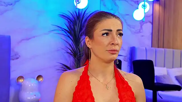 Snapshot of Izabellle02 chatting on February 21, 2026, 6:03 am Izabellle02 online show from February 21, 2026, 6:03 am