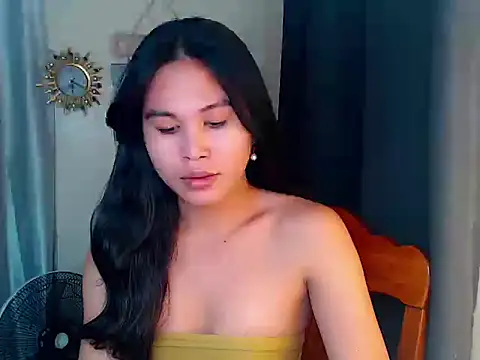 Snapshot of Sassy_Bianca chatting on March 5, 2026, 9:49 am Sassy Bianca online show from March 5, 2026, 9:49 am
