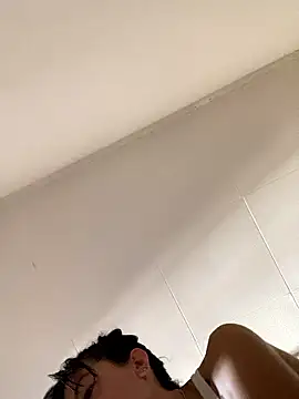 Snapshot of aphrodite_sexy chatting on January 14, 2026, 4:56 pm aphrodite sexy online show from January 14, 2026, 4:56 pm