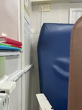 Snapshot of aphrodite_sexy chatting on February 1, 2026, 12:15 pm aphrodite sexy online show from February 1, 2026, 12:15 pm