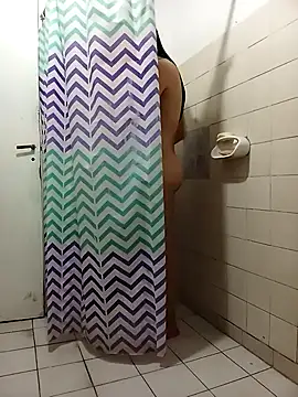 Snapshot of aphrodite_sexy chatting on February 5, 2026, 2:16 am aphrodite sexy online show from February 5, 2026, 2:16 am