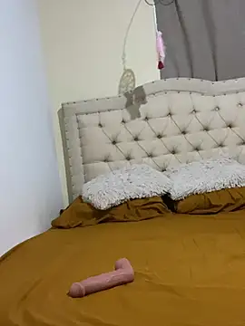 aphrodite sexy online show from May 24, 2026, 11:43 pm