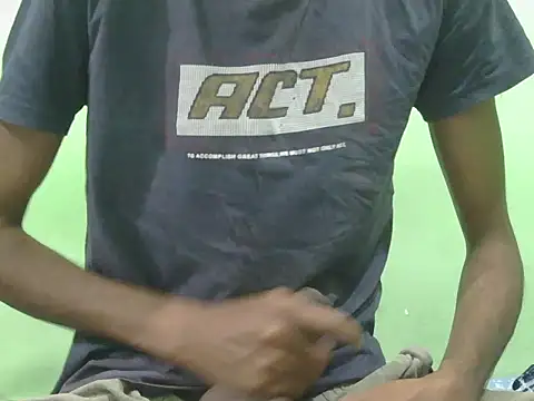 Snapshot of rockyy23boy chatting on January 16, 2026, 2:15 am rockyy23boy online show from January 16, 2026, 2:15 am