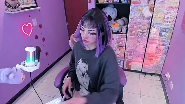 Snapshot of Vero_Osb_ chatting on November 19, 2025, 12:21 am Vero Osb online show from November 19, 2025, 12:21 am