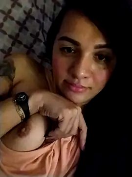 enoria1992 online show from September 21, 2025, 12:51 pm