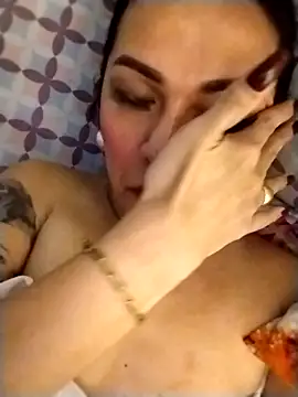 enoria1992 online show from February 14, 2026, 12:40 am