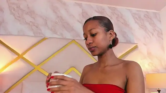 Snapshot of LorenBeiker- chatting on December 18, 2025, 11:16 am LorenBeiker- online show from December 18, 2025, 11:16 am