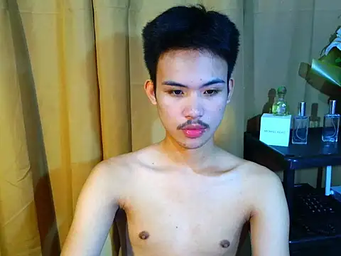 Snapshot of Urasiancumboix chatting on October 16, 2025, 5:58 pm Urasiancumboix online show from October 16, 2025, 5:58 pm