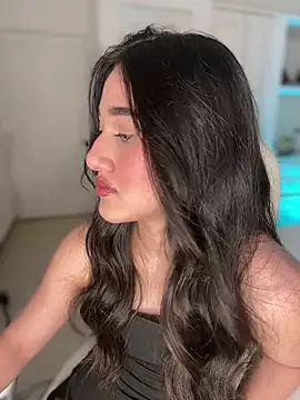 Snapshot of julieta_jhonss chatting on February 23, 2026, 3:48 am julieta jhonss online show from February 23, 2026, 3:48 am