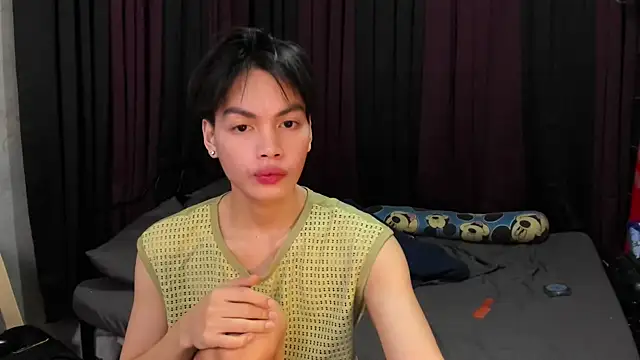 hotfreshdior online show from February 9, 2026, 2:43 pm