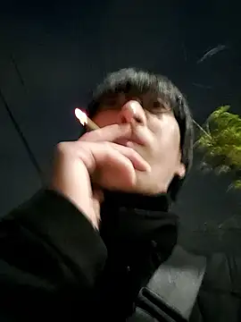 Koreanjjc online show from April 5, 2026, 8:28 pm