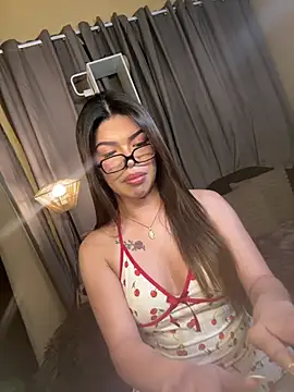 Nyxie luxx online show from July 1, 2026, 11:34 am