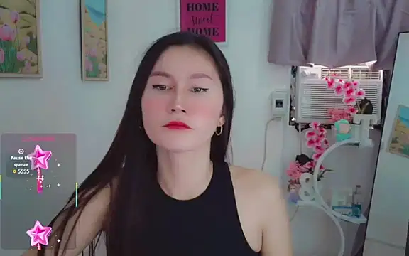 Snapshot of anne_smithe chatting on February 18, 2026, 11:22 pm anne smithe online show from February 18, 2026, 11:22 pm