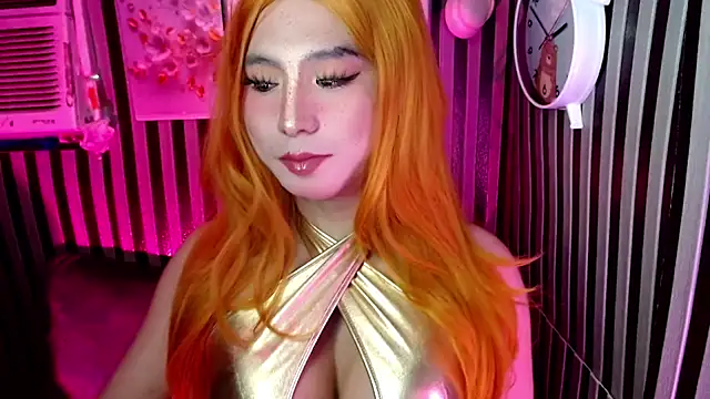 Snapshot of UrhotlucyTS chatting on January 19, 2026, 7:01 am UrhotlucyTS online show from January 19, 2026, 7:01 am