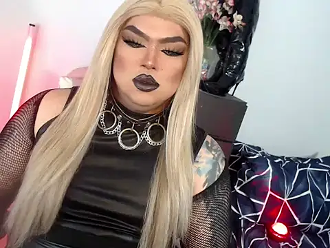 michellevixen922 online show from November 6, 2025, 6:09 pm