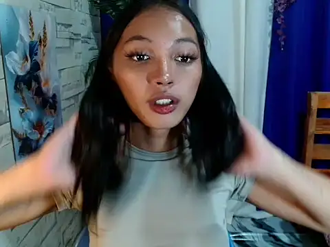 Snapshot of Simi_Ipit chatting on June 22, 2026, 1:52 pm Simi Ipit online show from June 22, 2026, 1:52 pm