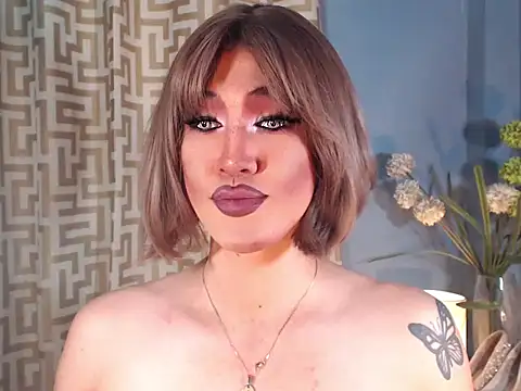 AleinaCroft online show from April 4, 2026, 10:02 am