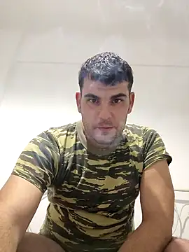 Snapshot of m702d-gr chatting on December 17, 2025, 2:45 pm m702d-gr online show from December 17, 2025, 2:45 pm