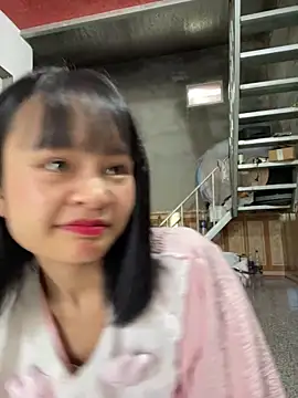 Snapshot of Daisy018 chatting on October 22, 2025, 8:03 am Daisy018 online show from October 22, 2025, 8:03 am