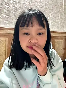 Snapshot of Daisy018 chatting on December 14, 2025, 6:30 am Daisy018 online show from December 14, 2025, 6:30 am