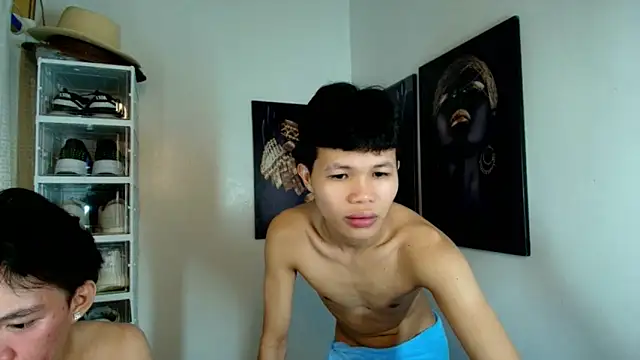 crazyasiantwink online show from October 11, 2025, 5:17 am