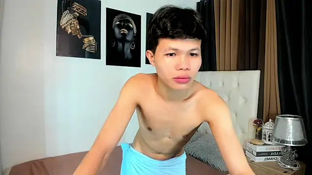 crazyasiantwink online show from October 12, 2025, 6:01 am