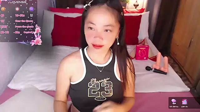 sexystela online show from April 8, 2026, 6:41 pm