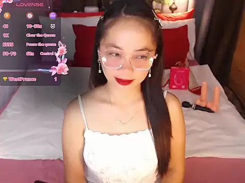 sexystela online show from April 16, 2026, 8:09 pm