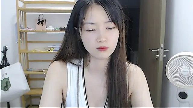 Mimi-cnbaby online show from May 20, 2026, 2:23 pm