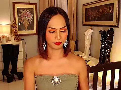 Nathalieheartt online show from September 10, 2025, 11:27 pm