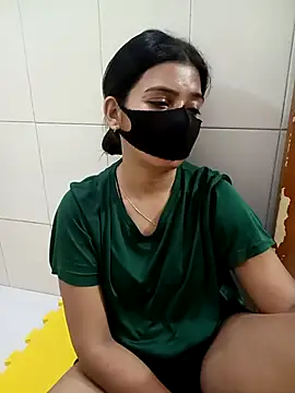 Hot Jaanvi  online show from September 14, 2025, 6:07 pm