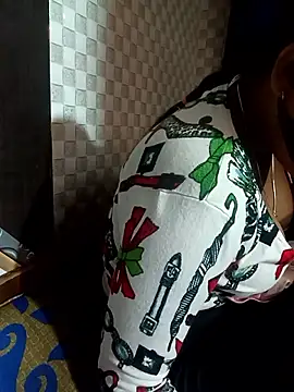 Snapshot of Hot_Jaanvi_ chatting on January 8, 2026, 6:10 pm Hot Jaanvi online show from January 8, 2026, 6:10 pm