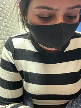 Snapshot of Hot_Jaanvi_ chatting on February 5, 2026, 7:02 am Hot Jaanvi online show from February 5, 2026, 7:02 am