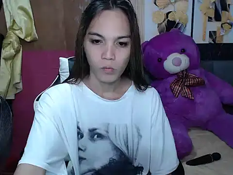 Snapshot of Raffa_ella69 chatting on November 23, 2025, 9:31 am Raffa ella69 online show from November 23, 2025, 9:31 am