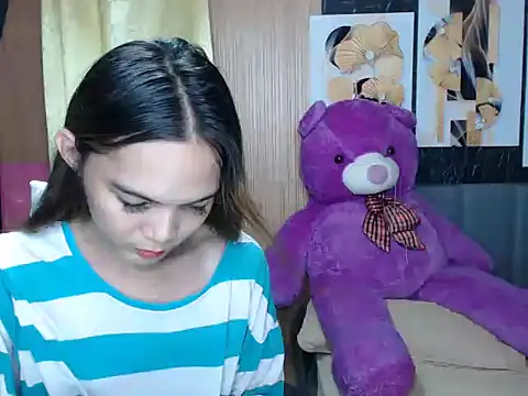 Snapshot of Raffa_ella69 chatting on November 27, 2025, 7:54 am Raffa ella69 online show from November 27, 2025, 7:54 am