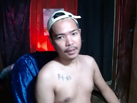 Snapshot of MANIACasianX chatting on January 12, 2026, 12:05 am MANIACasianX online show from January 12, 2026, 12:05 am