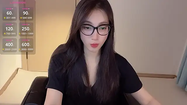 Seraphina-se online show from October 15, 2025, 5:46 pm