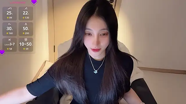 Snapshot of Seraphina-se chatting on February 9, 2026, 1:48 pm Seraphina-se online show from February 9, 2026, 1:48 pm