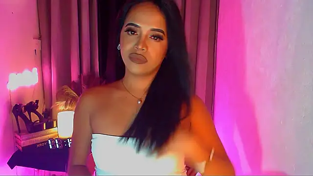 Snapshot of Lorainnelustts chatting on January 18, 2026, 5:17 pm Lorainnelustts online show from January 18, 2026, 5:17 pm