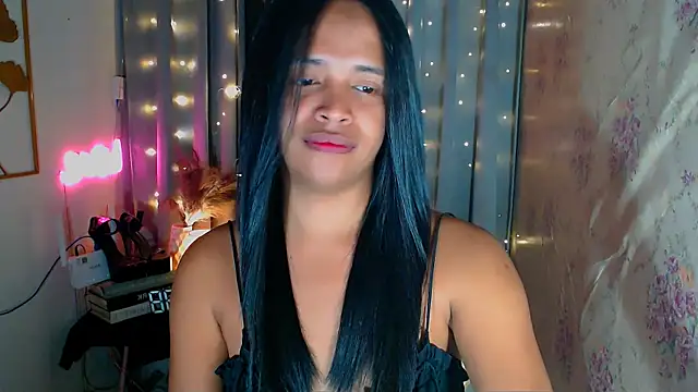 Snapshot of Lorainnelustts chatting on February 13, 2026, 2:07 am Lorainnelustts online show from February 13, 2026, 2:07 am