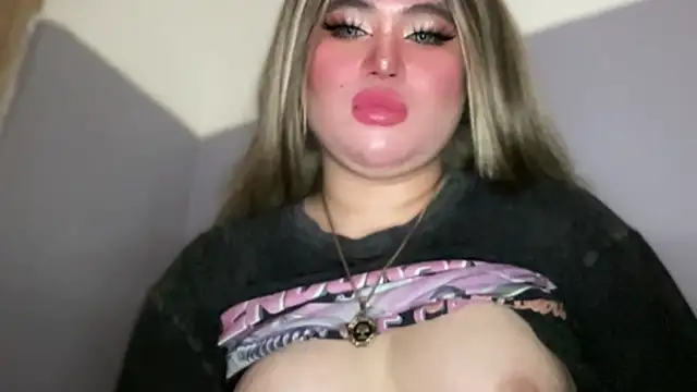 Naughtyrosecum online show from November 27, 2025, 3:25 pm