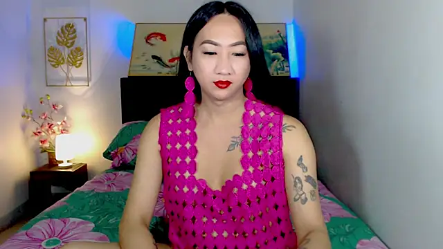 LovelyQueen69 online show from July 21, 2026, 5:04 pm