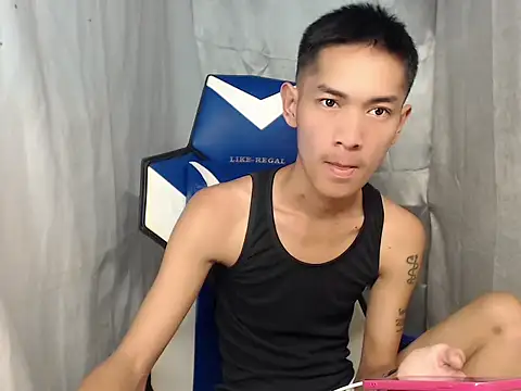 riks tyler online show from April 8, 2026, 7:36 pm