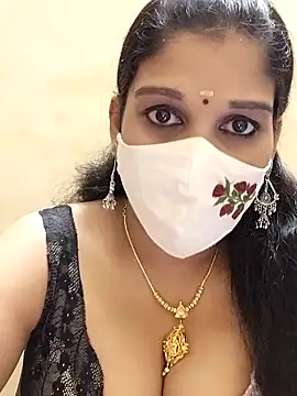 amelia-rani online show from November 16, 2025, 5:29 pm