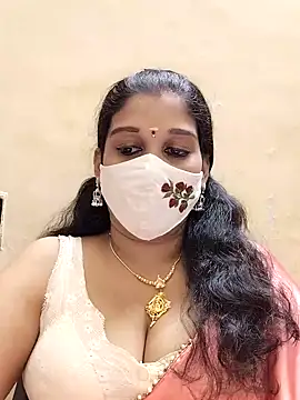 amelia-rani online show from November 18, 2025, 6:01 pm