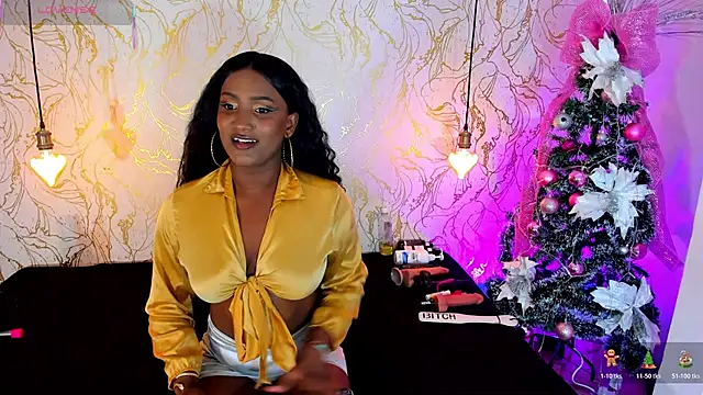 Snapshot of NAOMY_COOPER chatting on December 2, 2025, 8:48 pm NAOMY COOPER online show from December 2, 2025, 8:48 pm